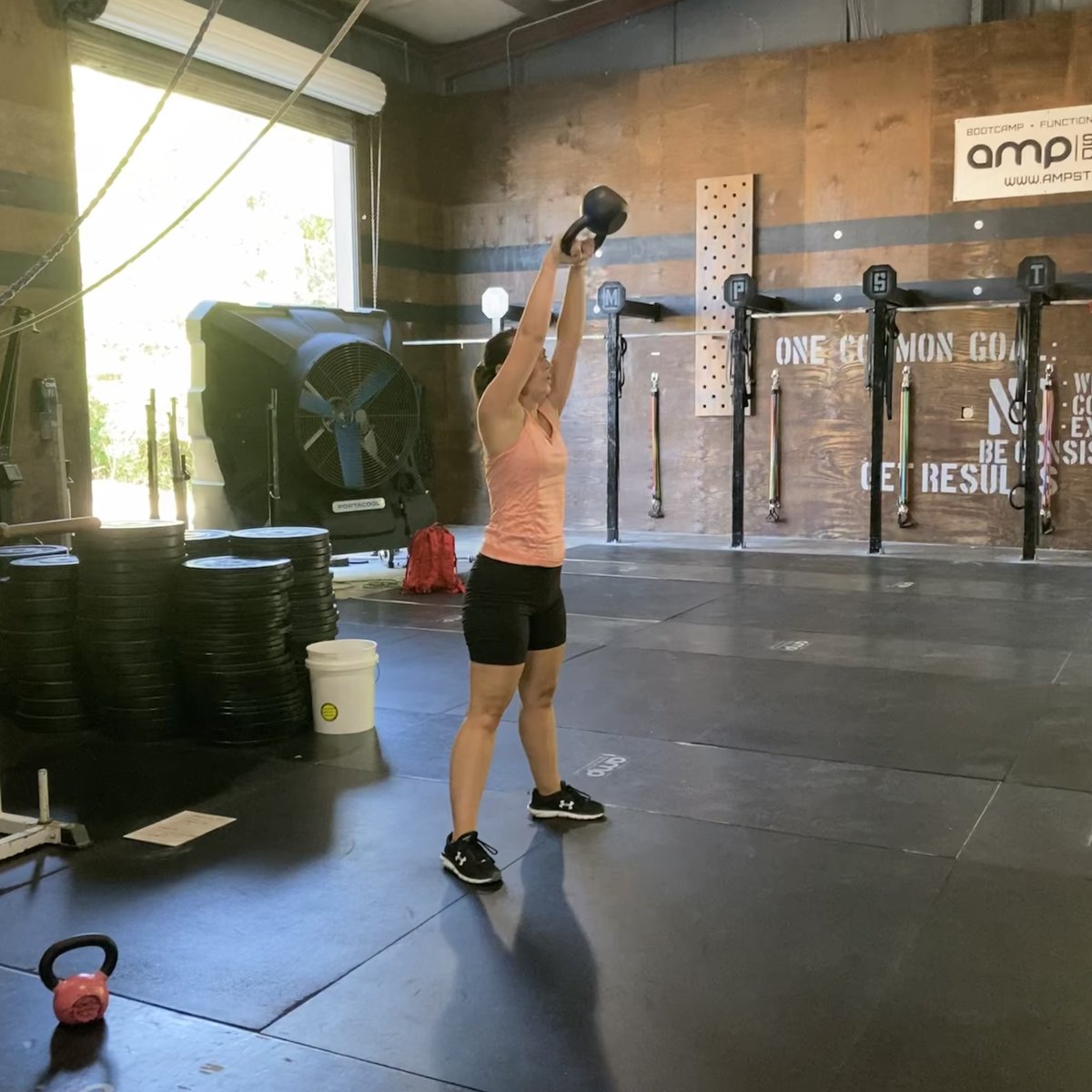 AMPstrength's tweet photo. Hey everyone! Come in and get your sweat on today!๐ง๐ช #goodsweat https://t.co/6HUEMCsSUH