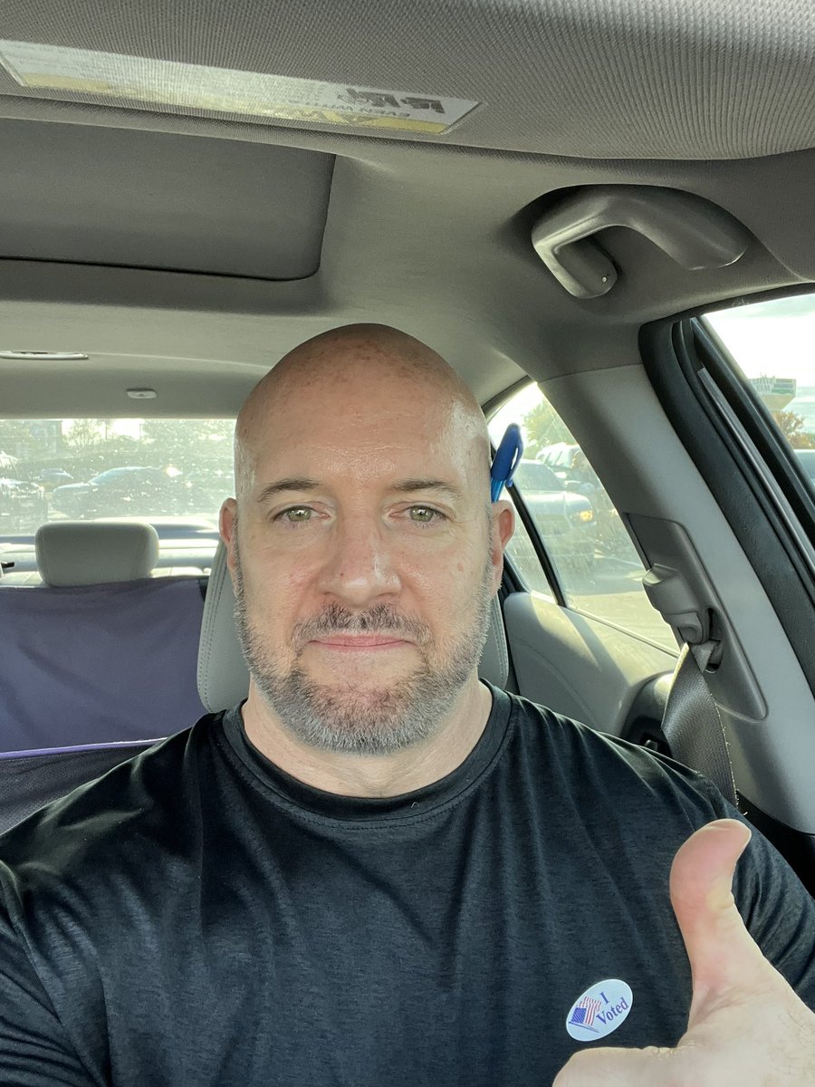 BrooksBuice's tweet photo. Easy Breezy in and out. Great job @DentonCountyTX for a smooth early voting experience #VoteTexas #VoteReady #ReadyToVoteTX https://t.co/zmXIqdmWoZ