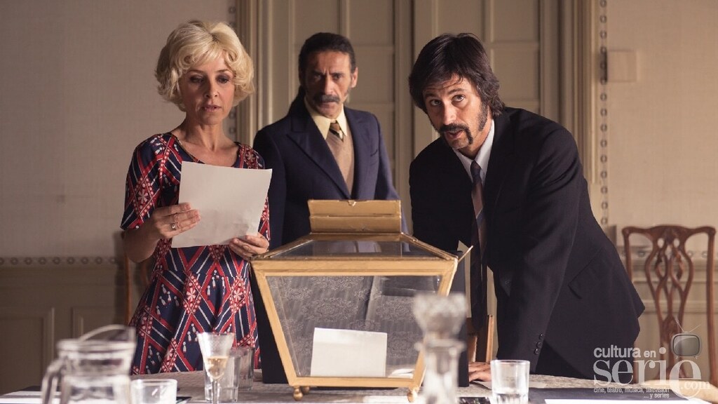 MinisterioTVE's tweet photo. El futuro de ‘El ministerio del tiempo’ >> https://t.co/eEa0KB1id7 https://t.co/HuVlKabVfu