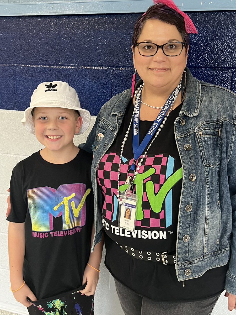 cretiao's tweet photo. GH rocked out to the 80s today. @WCSDEmpowers @GayheadWCSD @GrizzliesGH @GayheadPTA https://t.co/Y5r5JUJgyL