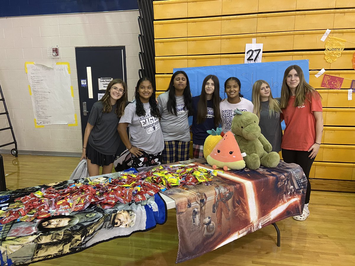 ISMSLadyEagles's tweet photo. Come visit us at the @ISMS_StuCO Trunk or Treat! @IndianSpringsMS https://t.co/8byRo8ugkO