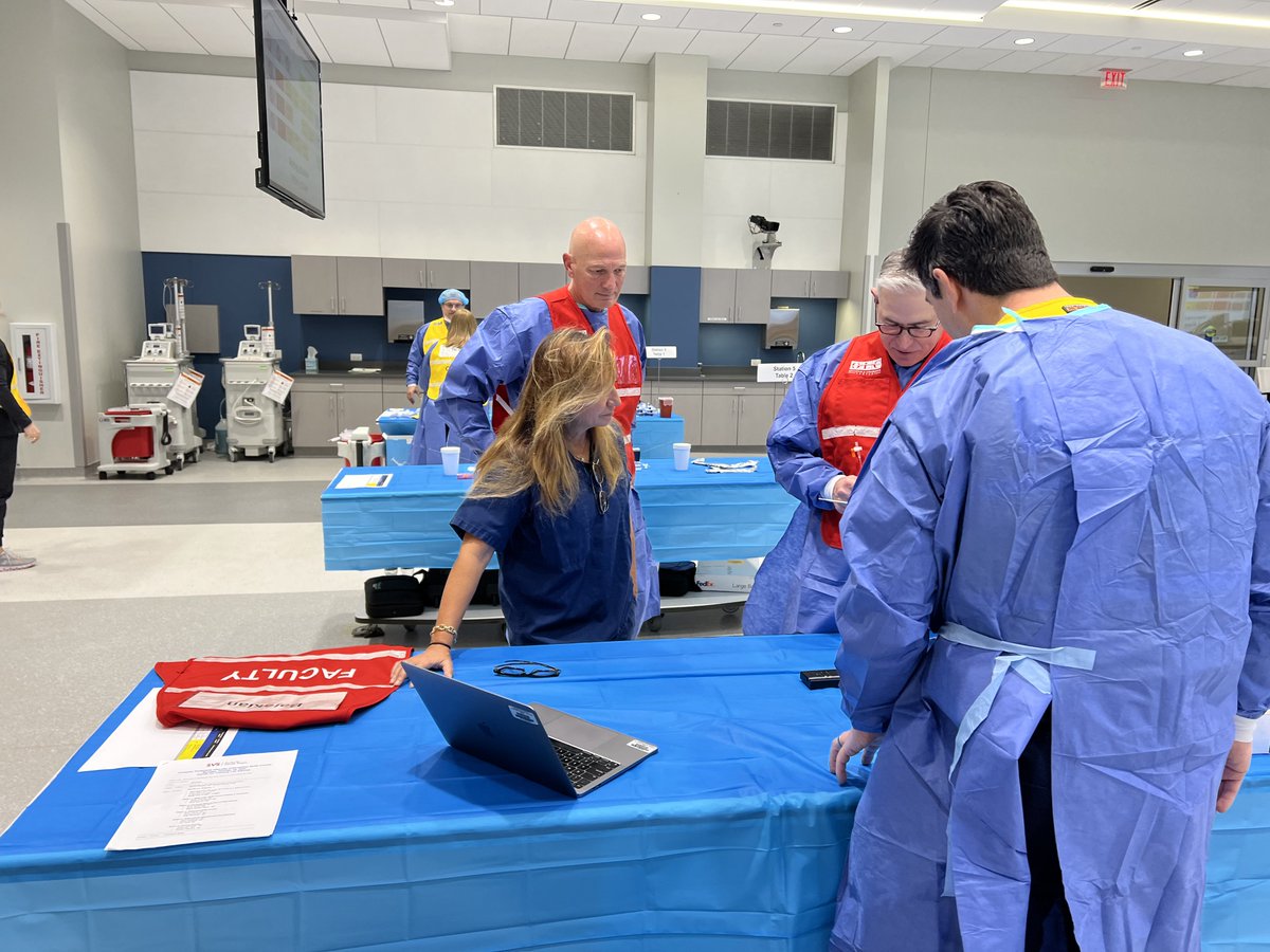 AmputationSuck's tweet photo. What a great hands on session today #cpvi #callvascular https://t.co/g31kYgS5gO