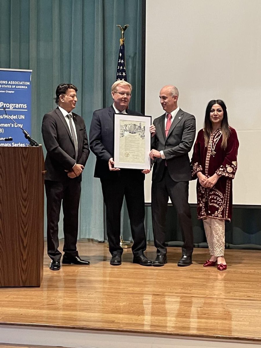 thealliancetx's tweet photo. The Alliance joined the 2022 United Nations Day Celebration! We are committed to providing opportunities for all and working towards a better future for generations to come. 
@UNAUSA 

#OpportunityForAll https://t.co/09jxV7X9x1