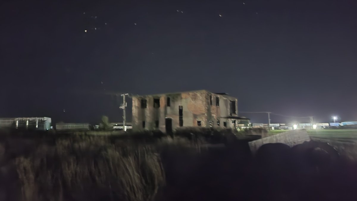 What an amazing night at an abandoned RAF building in the east riding loads of activity. Please follow us on FB for all our live streams, all 100% free and genuine real time and action, if we can debunk it we will we are 110% in the moment and live for your entertainment 😀