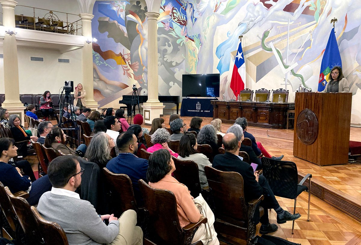 Hoy presentamos nuestra Política de Igualdad de Género para avanzar en la erradicación de las desigualdades, discriminaciones y violencias de género que viven mujeres y disidencias sexuales. Agradecemos el trabajo triestamental de la DIGEN, el <a href="/senadou/">Senado Universitario</a> y la comunidad. (1/3)