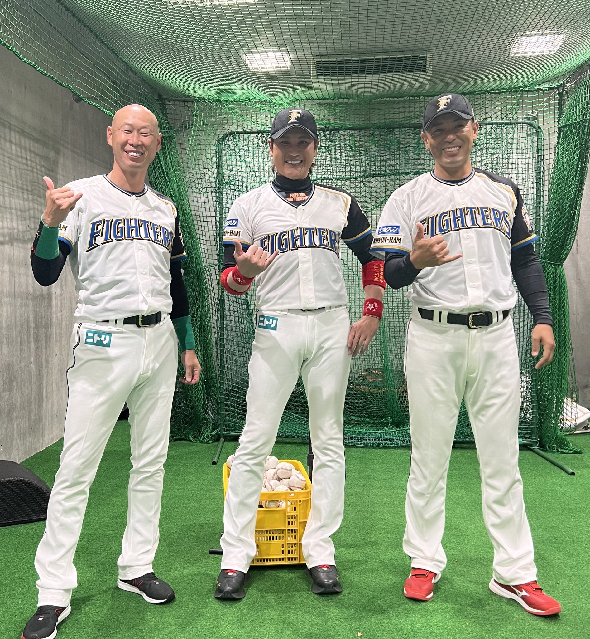 森本稀哲　ユニフォーム　北海道日本ハムファイターズ　横浜Denaベイスターズ 森本稀哲 ユニフォーム 北海道日本ハムファイターズ 横浜Dena