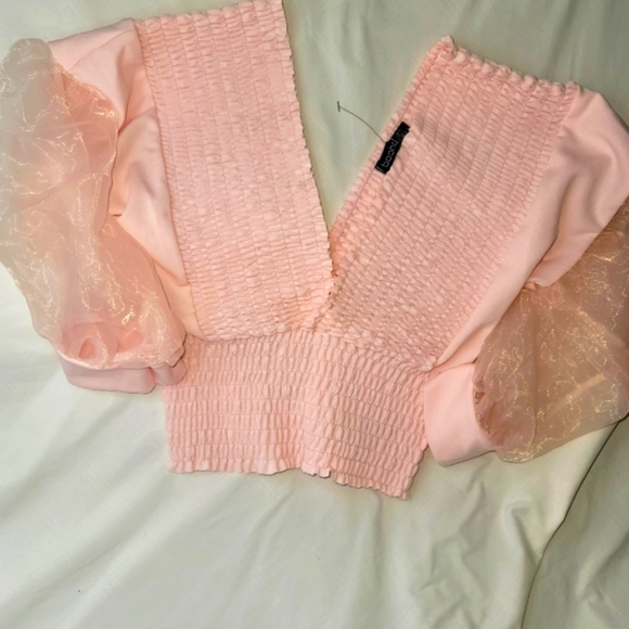 TheRowdyFox's tweet photo. So good I had to share! Check out all the items I'm loving on @Poshmarkapp #poshmark #fashion #style #shopmycloset #boohoo #ralphlauren #prana: https://t.co/hO63FQOK5U https://t.co/kgN7vSzbDL