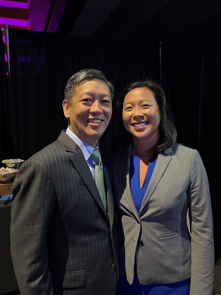 So thrilled to be on the same stage as my wife, Mary (<a href="/MaryFengMD/">Mary Feng</a>), at today's ASTRO Plenary Session! 

#ASTRO2022