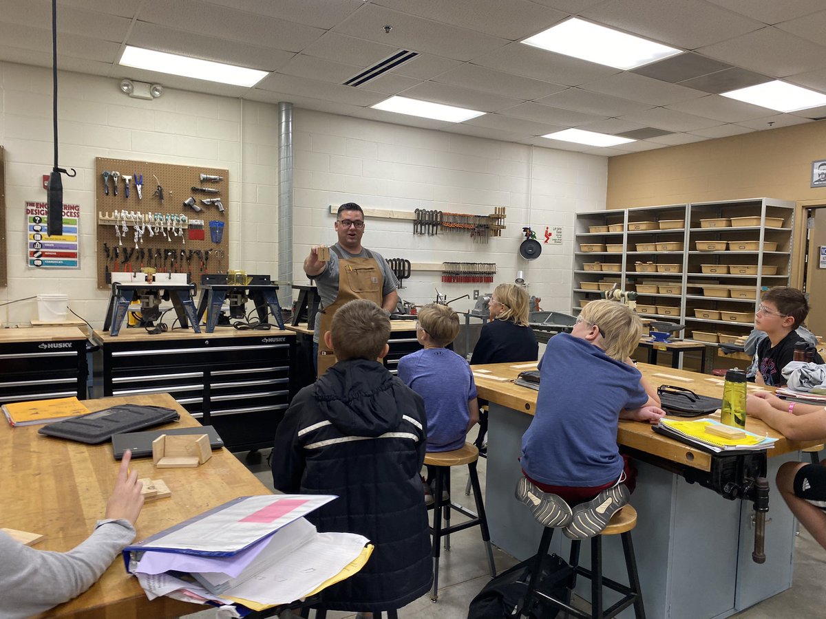 Engineers in <a href="/EricHeuerman/">Eric Heuerman</a> woodworking classes are connecting their math lessons on fractions with their current project as they design wooden boxes #msdr9 <a href="/BernardMiddle/">Bernard Middle MSD</a> #bmspatriotproud