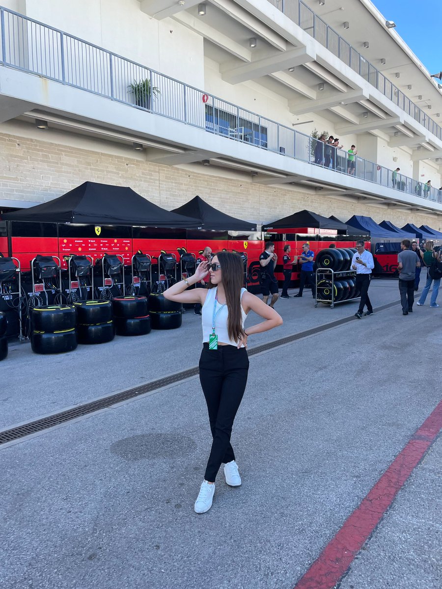 ZoeyERacing's tweet photo. Austin GP photo dump 🤠 What an amazing time meeting so many new faces and giving an unforgettable experience to so many fans during the garage and paddock tours! 🤍 https://t.co/HYCgscFjre