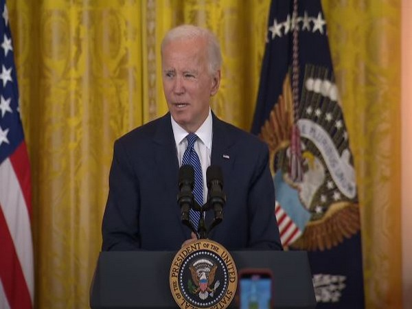 ani_digital's tweet photo. Diwali celebrations joyous part of US culture: Biden thanks Asian American community
Read @ANI Story | https://t.co/MC1Nc3K17b
#Biden #DiwaliReception #Jill #Kamala #AsianAmericans https://t.co/UBoCPNlOeE