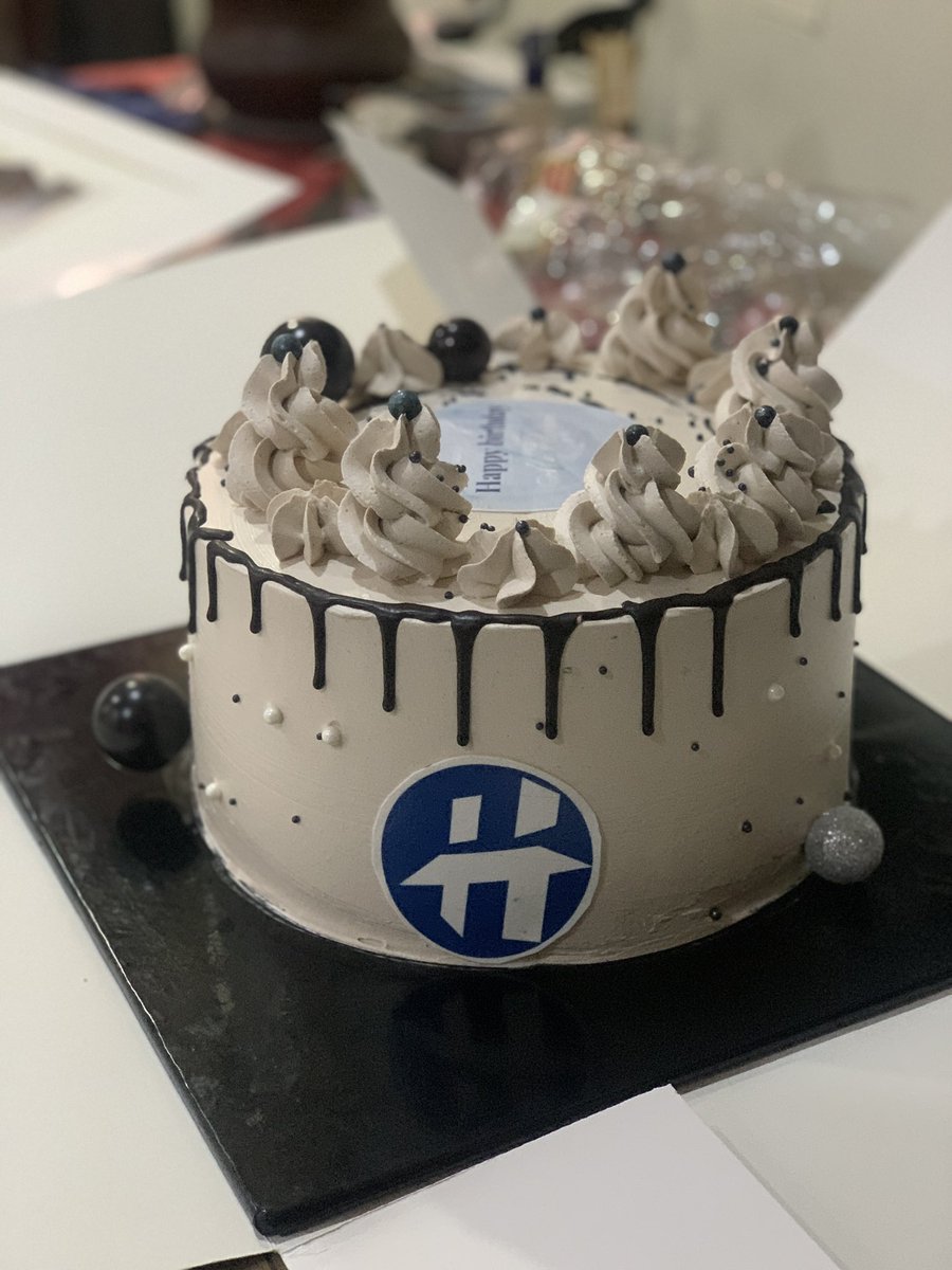 TheBatterFairy's tweet photo. Give us your dates, let’s handle the cakessss.

#Abujabaker
#Abujacakes
#bakersinabuja https://t.co/EIbj7L4ZxW