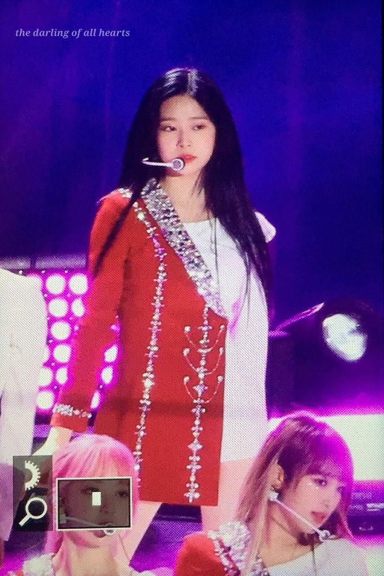 isadorable_kr's tweet photo. 𝗙𝗔𝗡𝗧𝗔𝗞𝗘𝗡 ♡ 221022
📍#SpicedWorld2021 Day 1

LQ pics bc the HQ ones are too deadly
#AD♡RA #ISA #ISAPARK #ISADORAPARK https://t.co/cwNiWP5Efs
