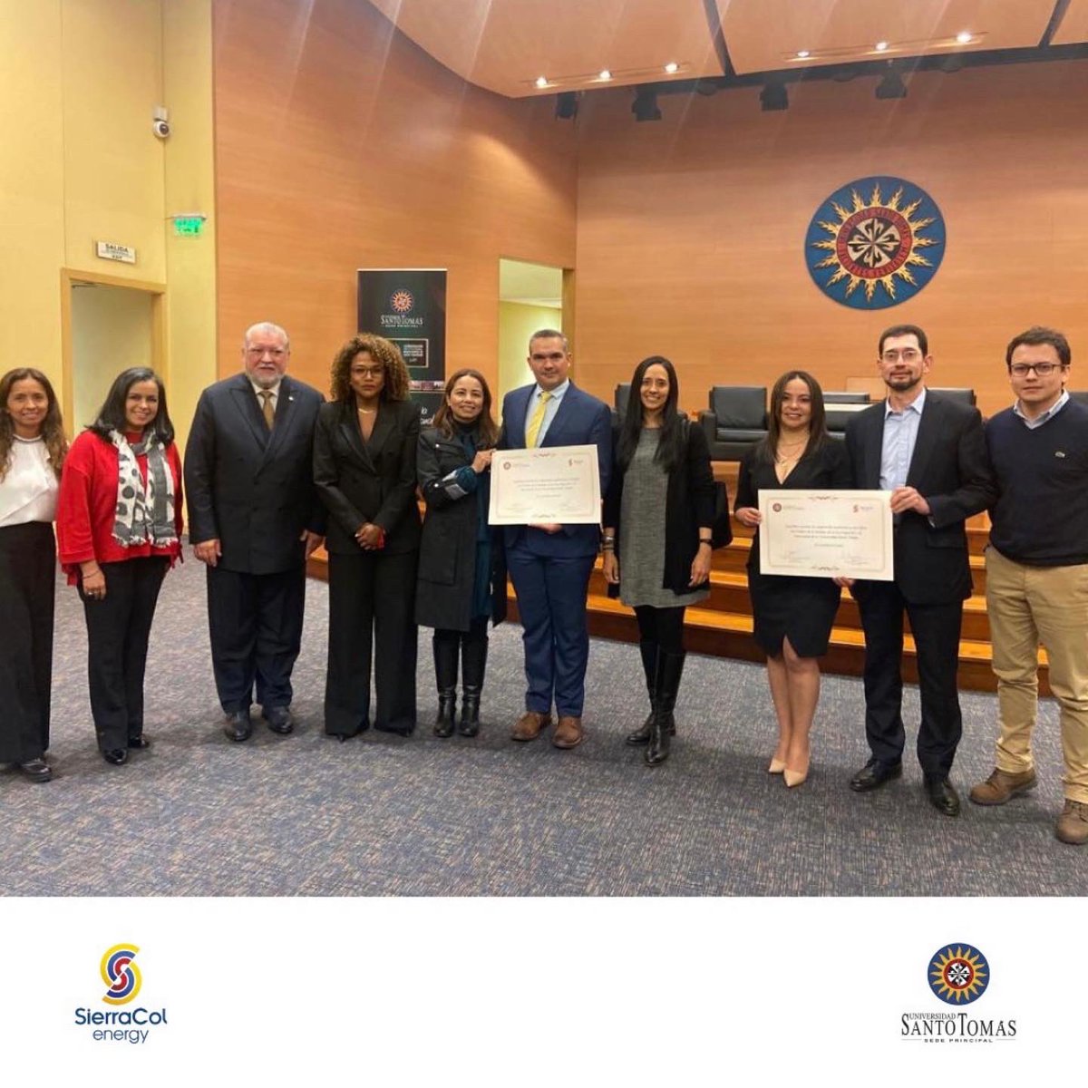 SierraColEnergy's tweet photo. En el día de hoy, junto con la Universidad Santo Tomás, hemos suscrito un acuerdo de cooperación académica y científica, en línea con nuestro compromiso de impactar positivamente en los diferentes territorios donde llevamos a cabo nuestras operaciones. @USTA_COLOMBIA https://t.co/5TPDjgTvqr