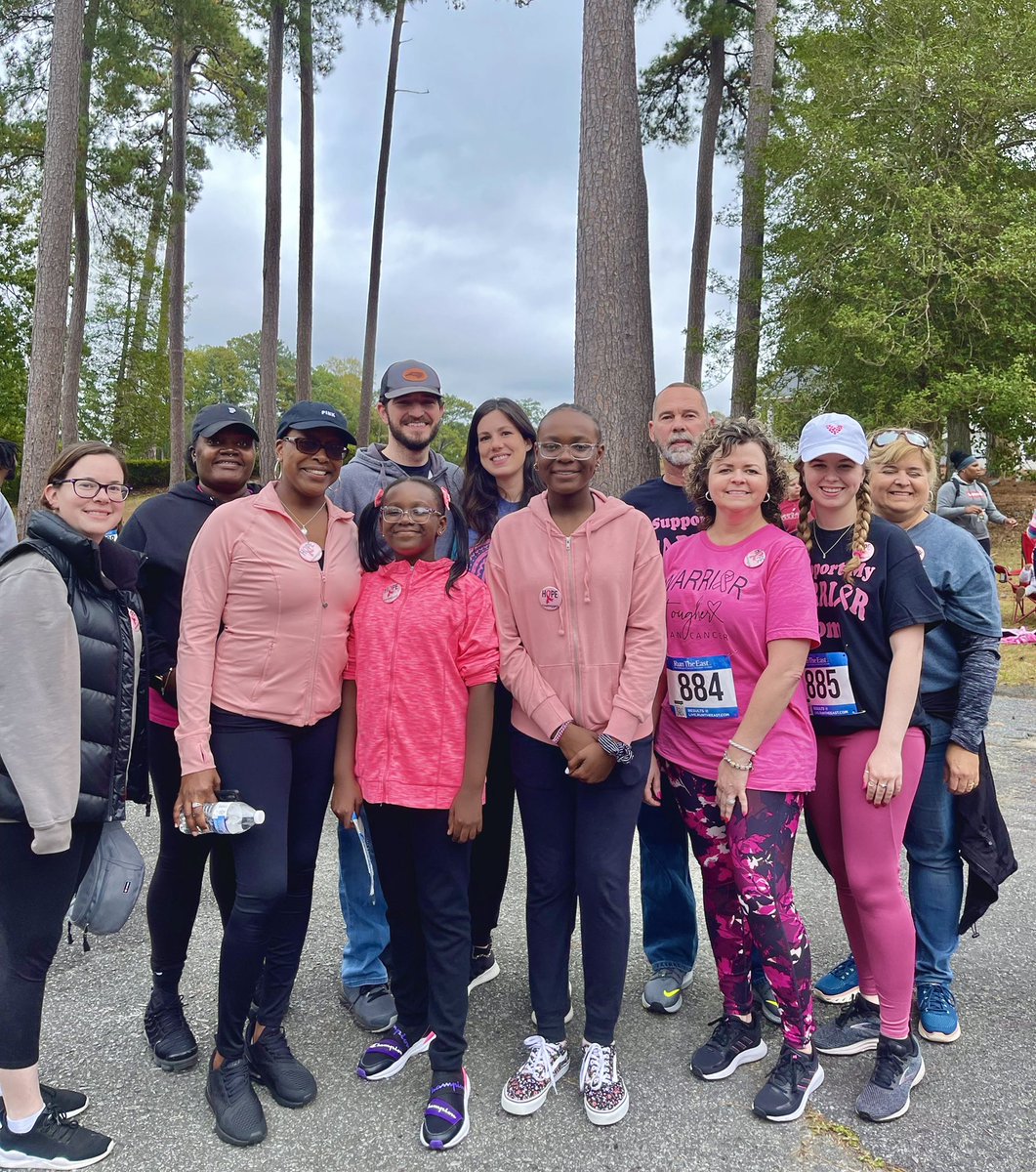Yesterday NWE Tigers showed up for the #PinkRibbon Run! We appreciated supporting this important cause, remembering our loved ones, and celebrating our warriors! 💕