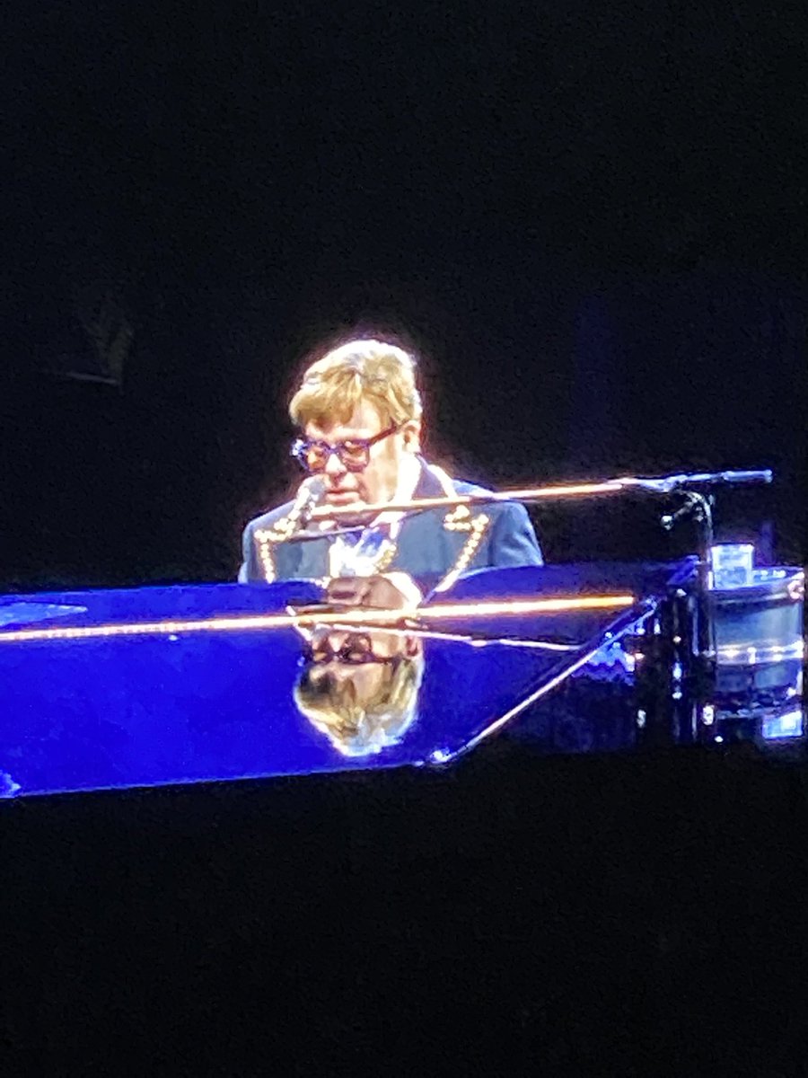 AltonGButt's tweet photo. We have been in Vancouver, BC for a couple days now, seeing Elton John, and I’m definitely sad to be going home. The energy of the city and the people is so refreshing! I love Oregon but damn, this is different 💜❤️💜 https://t.co/pLXlmOgXXz