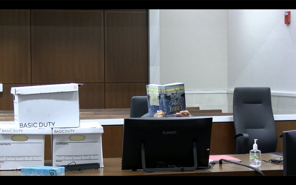 He killed 6 people and seriously injured dozens more. Now he’s making a mockery of an attempt a justice and closure. The judge in this case deserves a Noble Peace Prize. #BrooksTrial