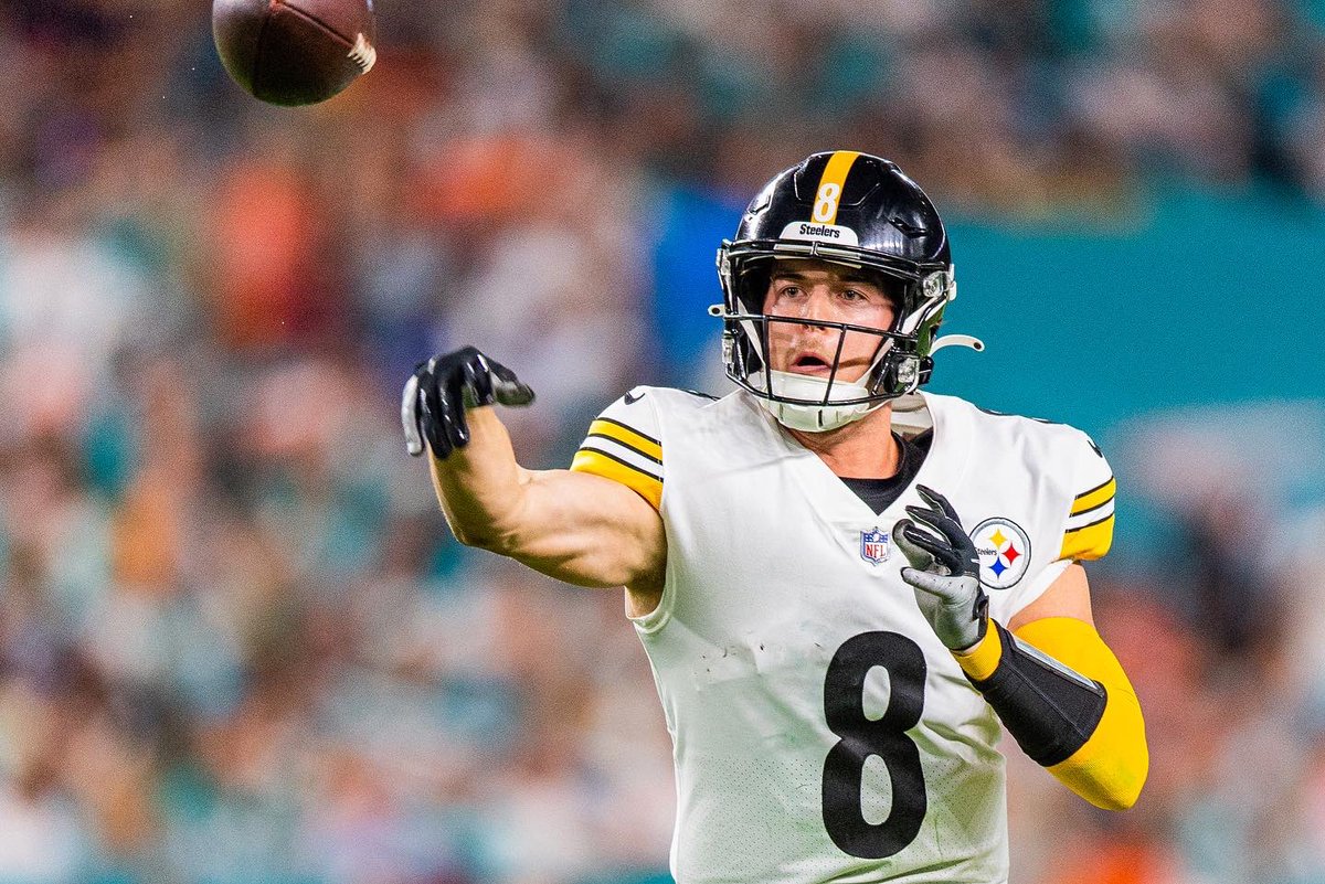 Prime time football 🏈

Photo for <a href="/steelers/">Pittsburgh Steelers</a>
