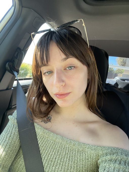 im usually the driving one in my lesbian life but im starting to accept my place as amber&rsquo;s passenger