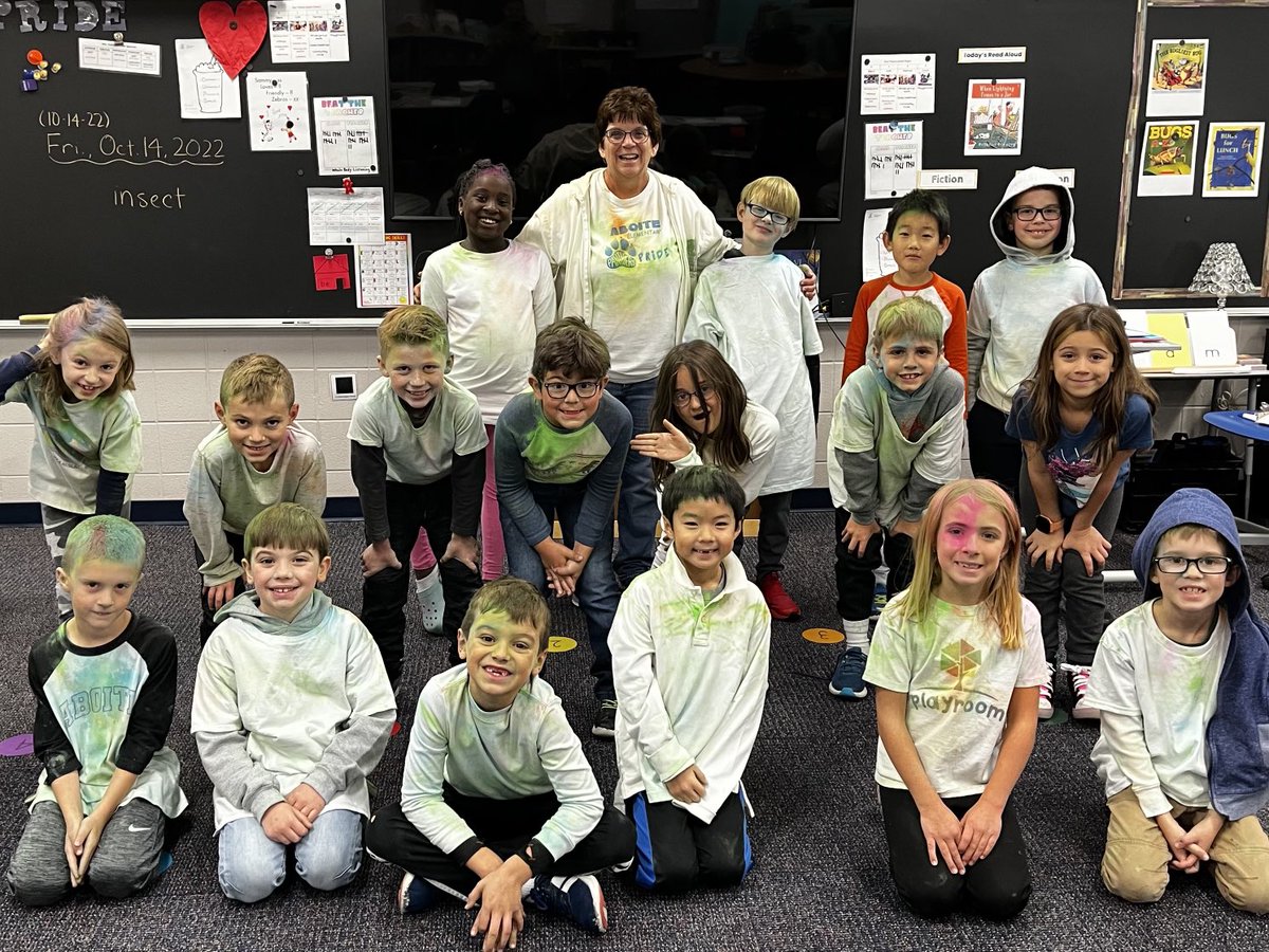 A little late but we loved the Color Run! It was our favorite event so far this year. Notice our clean, white shirts before the run and our colorful clothing after!!😊 ⁦<a href="/AESPanthers/">Aboite Elementary</a>⁩ #ColorRun22