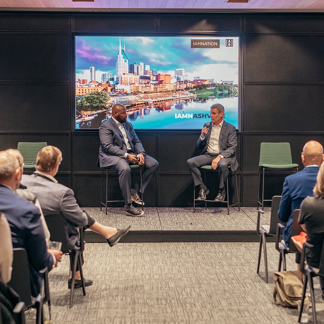 iamnation's tweet photo. Photos from Day 1 of our #IAMNashville experience for our members!
Including our favorite moments from the golf tournament andย seriesย of panels at theย @AB_insights office
๐โณ๏ธ
Thank you to our sponsors Aon/Chubb insurance for all their help ๐๐พ https://t.co/zC0Gn4XNrD