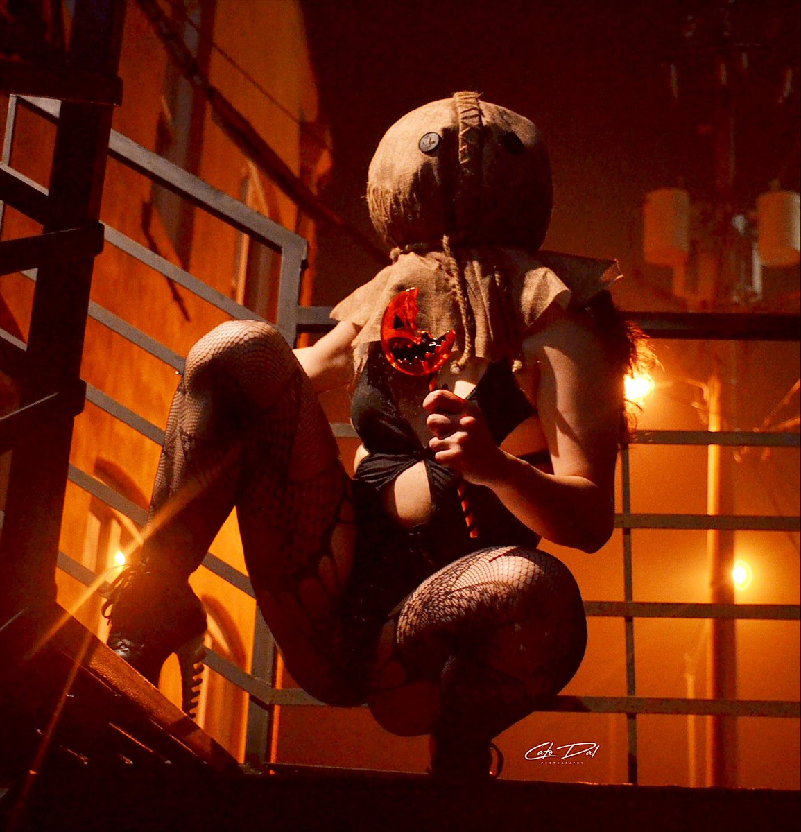 Cato_Da1's tweet photo. ๐๐ชSam from @trickrtreat!
*
Fetish/Published Model: @yesmsdraven
๐ธ: @Cato_Da1
Photoยฉ๏ธ
#trickrtreat #halloween #trickrtreatsam #horrormovies #horror #samhain #samtrickrtreat #trickortreat #halloweendecor #pumpkin #trickrtreatmovie #spooky #alwayscheckyourcandy #jackolantern https://t.co/Skn27Af72m