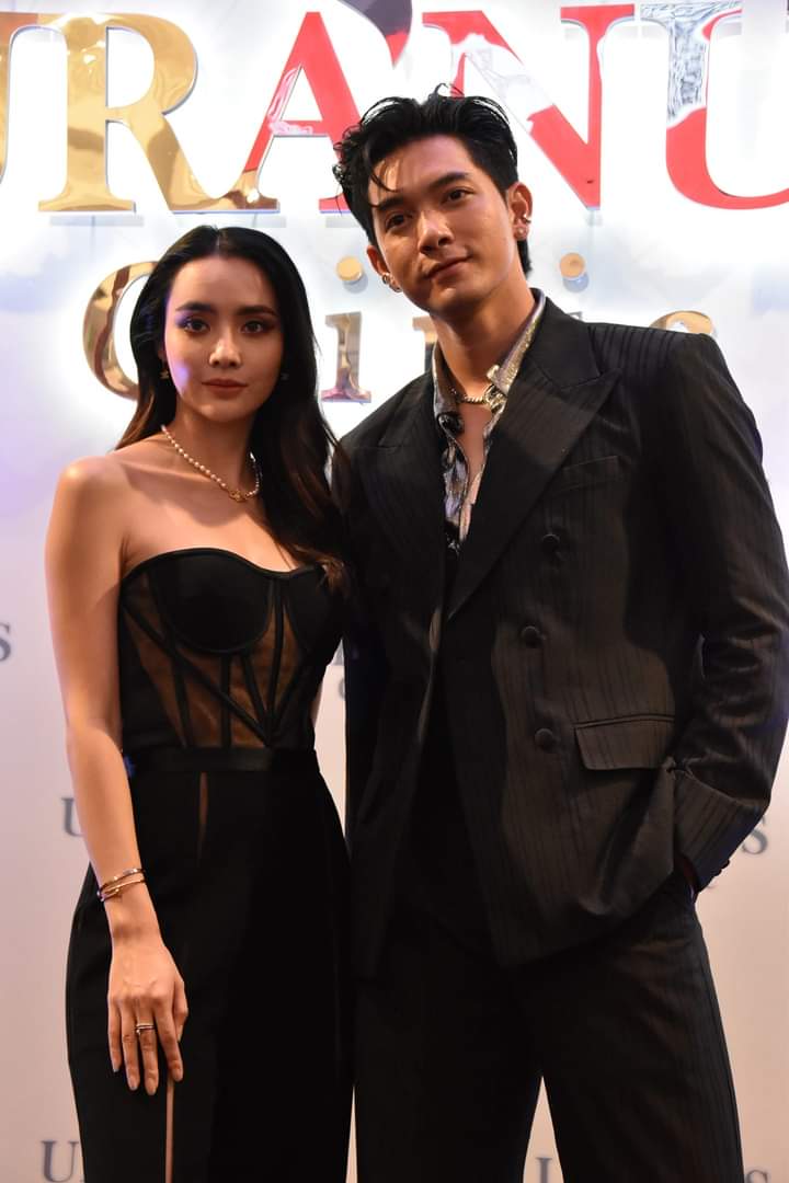 Praismon's tweet photo. เข้มมุกงานยูเรนัสของานคู่อีกเยอะๆนะค่ะยูเรนัส😘😘😘😘#เข้มมุก https://t.co/lOW0a3cisG