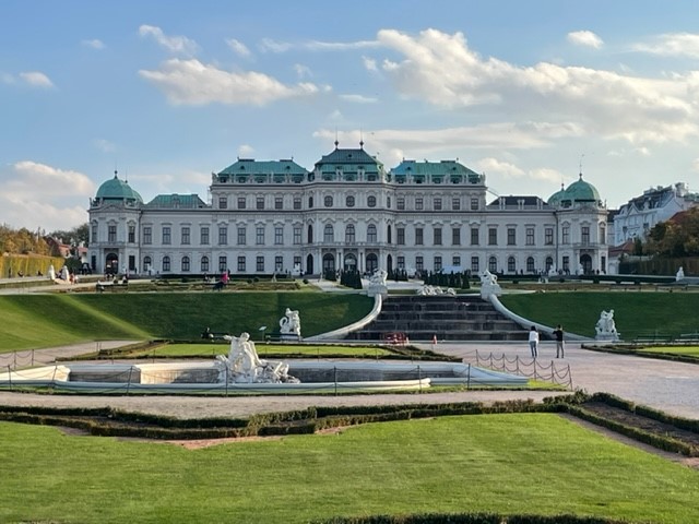 Vienna was the perfect backdrop to host this year's Russell Bedford International 39th Global Conference for the first time in 2 years.  It was a privilege to be back face-to-face with our network partners. 

#rbivienna22 #takingyoufurther