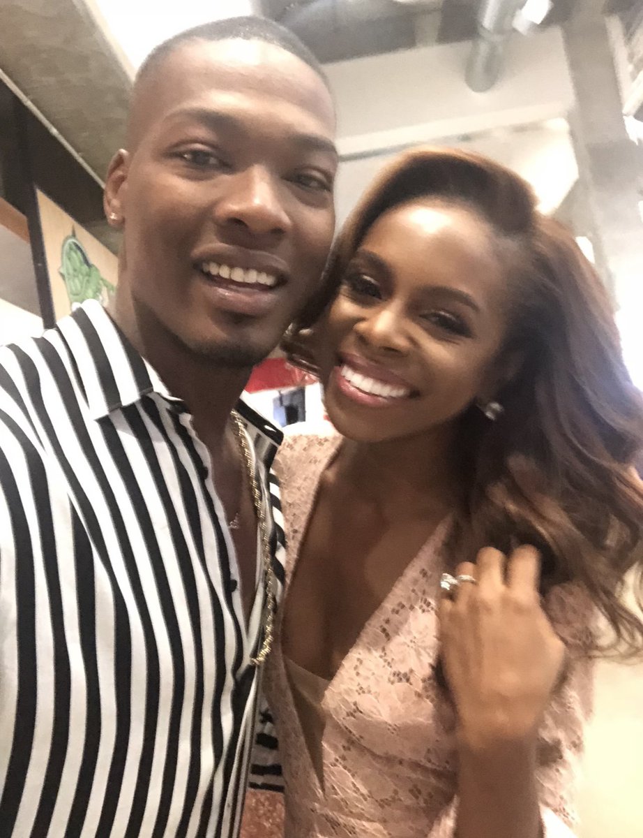 KingDariuss_'s tweet photo. I met @TherealCANDIACE 4 years ago in Atlanta at @Beyonce + @SC’s #OnTheRunII Tour right after she joined #RHOP. Tonight, I met her again as she headlined her very own tour. She killed it! This is what manifesting your dreams & working your ass off to achieve them looks like! https://t.co/TwR32b5e3o