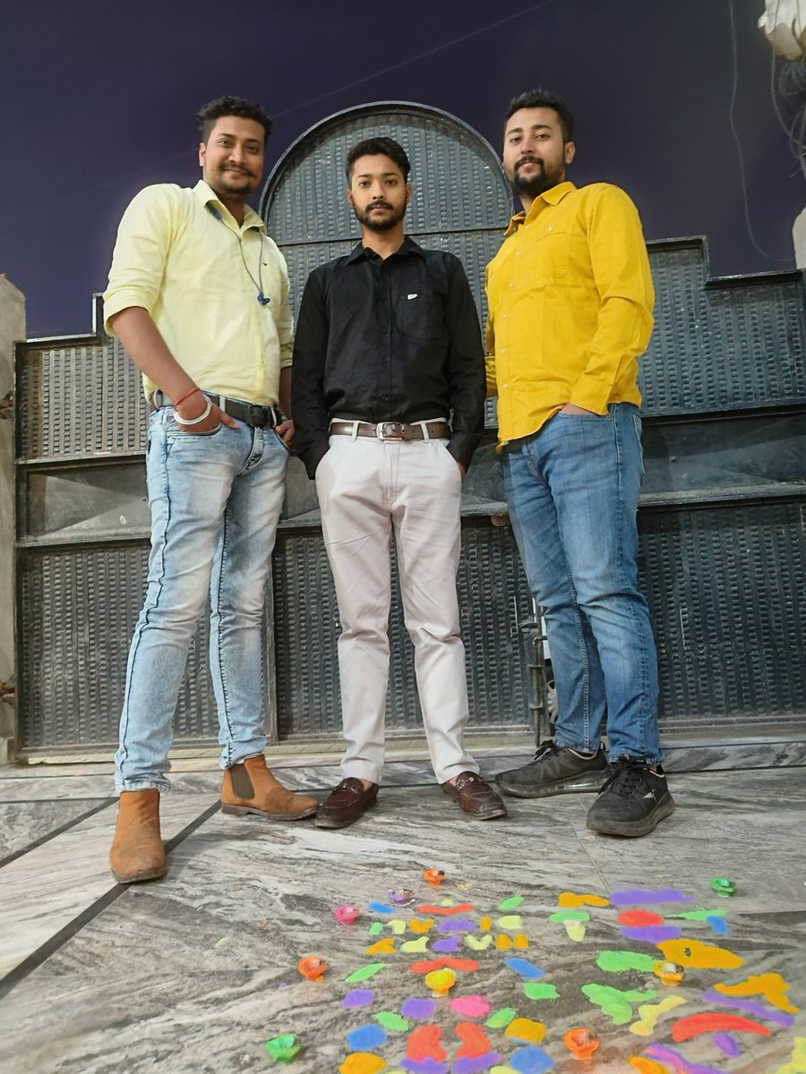 Rithikdattera's tweet photo. Brothers ❤️🤩🎆
Happy diwali to everyone
#HappyDiwali2022 @Rithikdattera @ajay_dattera @Gauravdatera @rahul_rathora https://t.co/GgxRZPuX7F