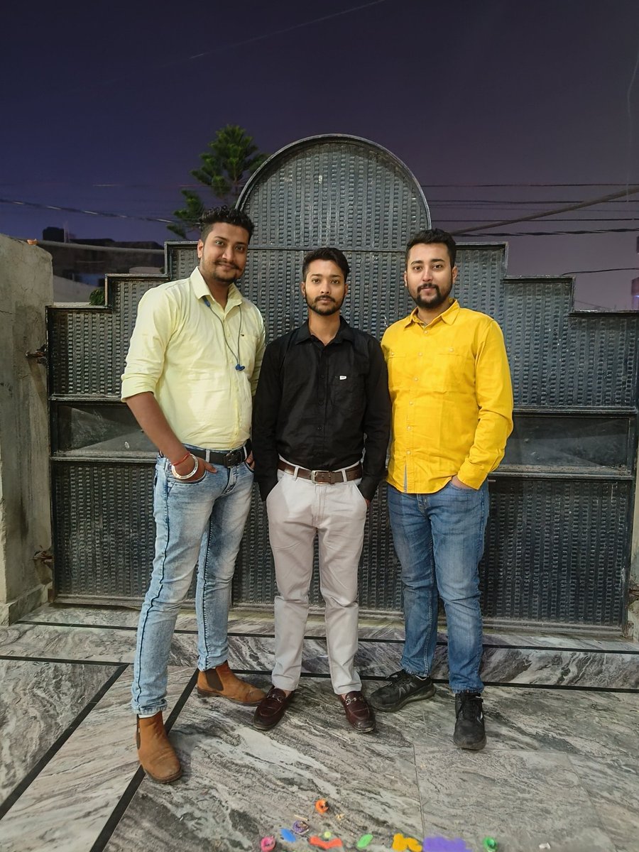 Rithikdattera's tweet photo. Brothers ❤️🤩🎆
Happy diwali to everyone
#HappyDiwali2022 @Rithikdattera @ajay_dattera @Gauravdatera @rahul_rathora https://t.co/GgxRZPuX7F