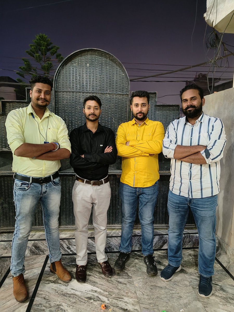 Rithikdattera's tweet photo. Brothers ❤️🤩🎆
Happy diwali to everyone
#HappyDiwali2022 @Rithikdattera @ajay_dattera @Gauravdatera @rahul_rathora https://t.co/GgxRZPuX7F