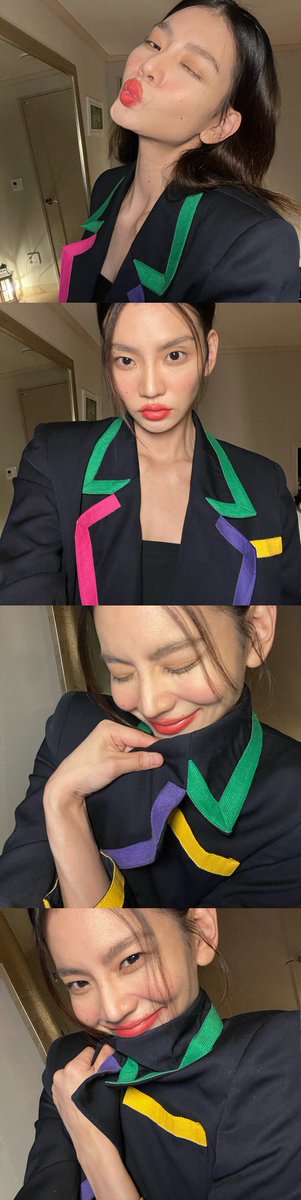 AndaWmj's tweet photo. 안다 예쁘닷 !!! ANDA cherished item ❤️❤️❤️
"The jacket I bought at the vintage shop I happened to drop by when I went to Milan for a shoot"
#MnetPlus #Mnet #ANDA #ArtistockGame #아티스탁게임 #Artistock #안다 https://t.co/dJcgMwSe94