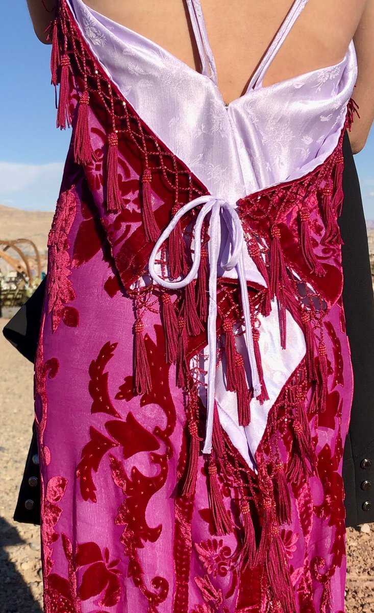 ljasmitt's tweet photo. Everything about this dress is simply perfect https://t.co/E5tf7QhppF
