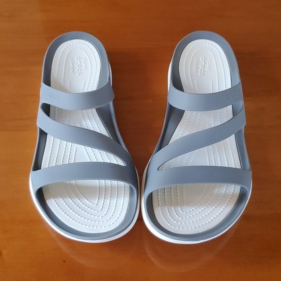 So good I had to share! Check out all the items I'm loving on <a href="/Poshmarkapp/">Poshmark</a> from <a href="/zee_zgos/">oswg</a> #poshmark #fashion #style #shopmycloset #cacique #torrid #crocs: posh.mk/fKHKEpJ8oub
