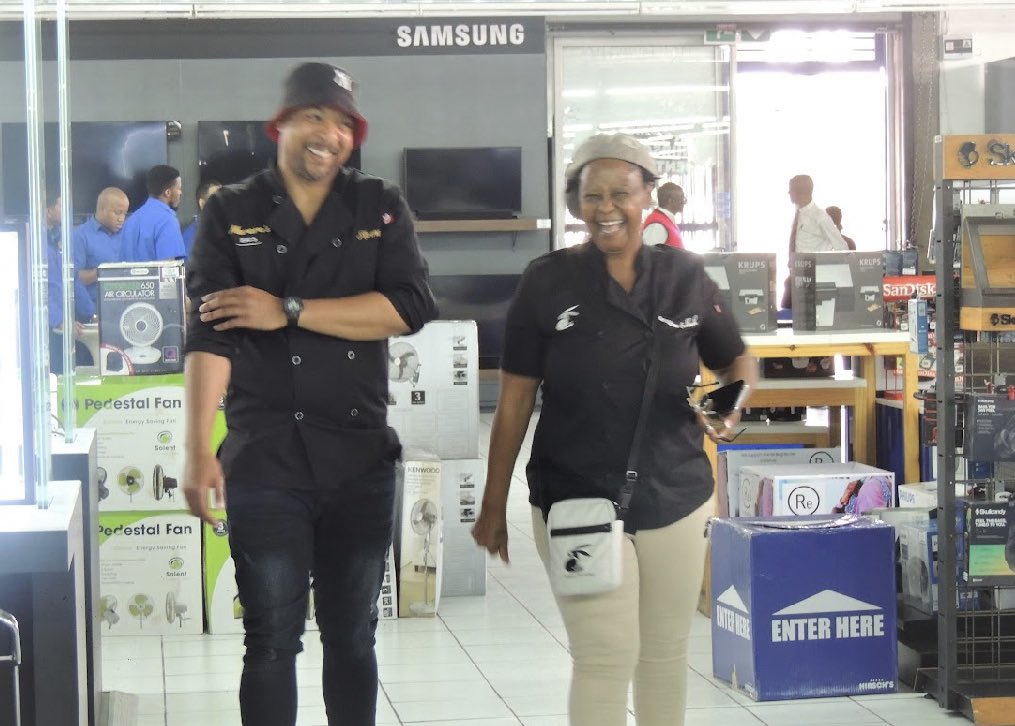 RPreneurs's tweet photo. Wow 🤩 RabbChefs I am proud of you the next cooking session will be RabbStew on the menu … @MararaMoabelo @PabiKutlwano @RabbMeals @RabbliciousC @RizeDirectory @Rizemarket_ZA @Rizepreneur @SihleBam https://t.co/rC1UubpJDH