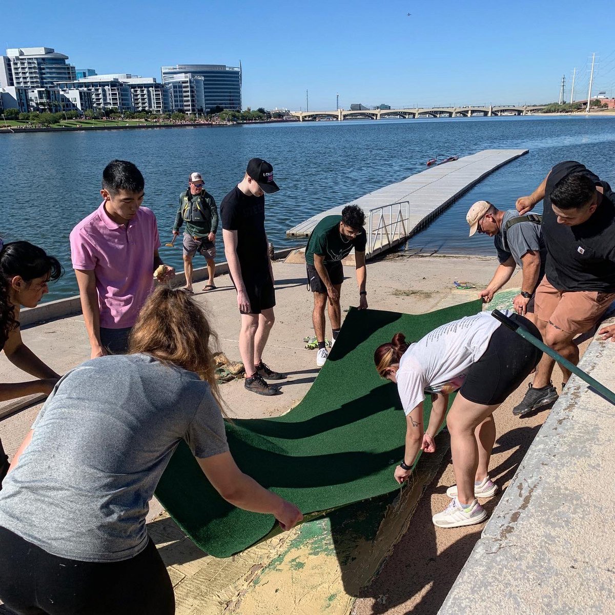 keeptempebtfl's tweet photo. IMPACTFUL WORK at our Tempe Town Lake Boathouse beautification and clean-up event this past Saturday.
There was 156.5 pounds of trash, 106 pounds of recycling, and 1.5 pounds of cigarette butts collected☀️🚮
#keeptempebeautiful #tempe #az https://t.co/rJ5y0MEUKU