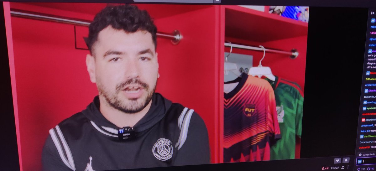 HDoblaje's tweet photo. @EASPORTSFutbol @EASPORTSFIFA @Cacho_tw quiero el item de easports LATAM https://t.co/x5N2lojn6v