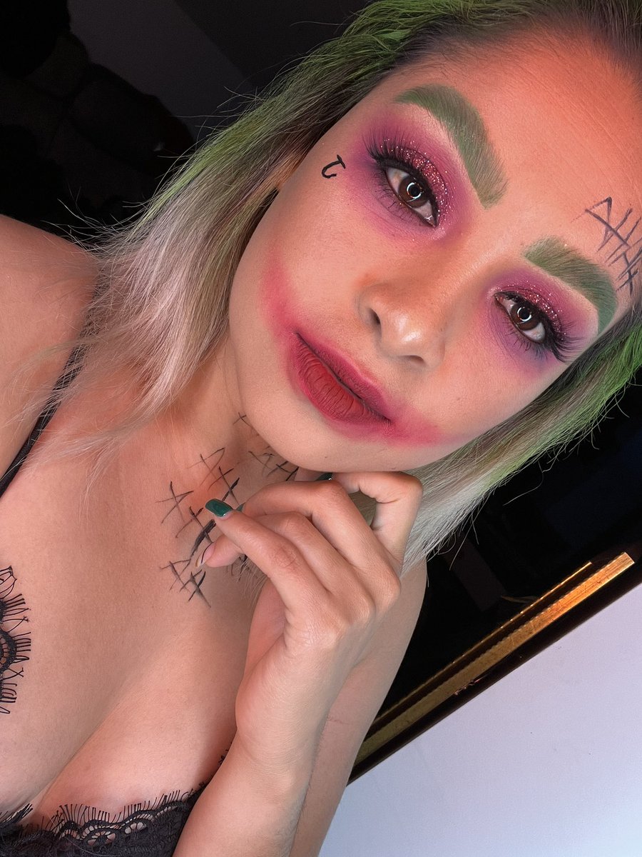 EnzyLashes's tweet photo. The Joker 🃏🫣 
Lashes “DREAM” 
https://t.co/AGoZMPYFsR

#beauty #makuep #makuepartist #Halloween #Halloweenmakeup #NewYorkCity https://t.co/8qz1BZFUIl