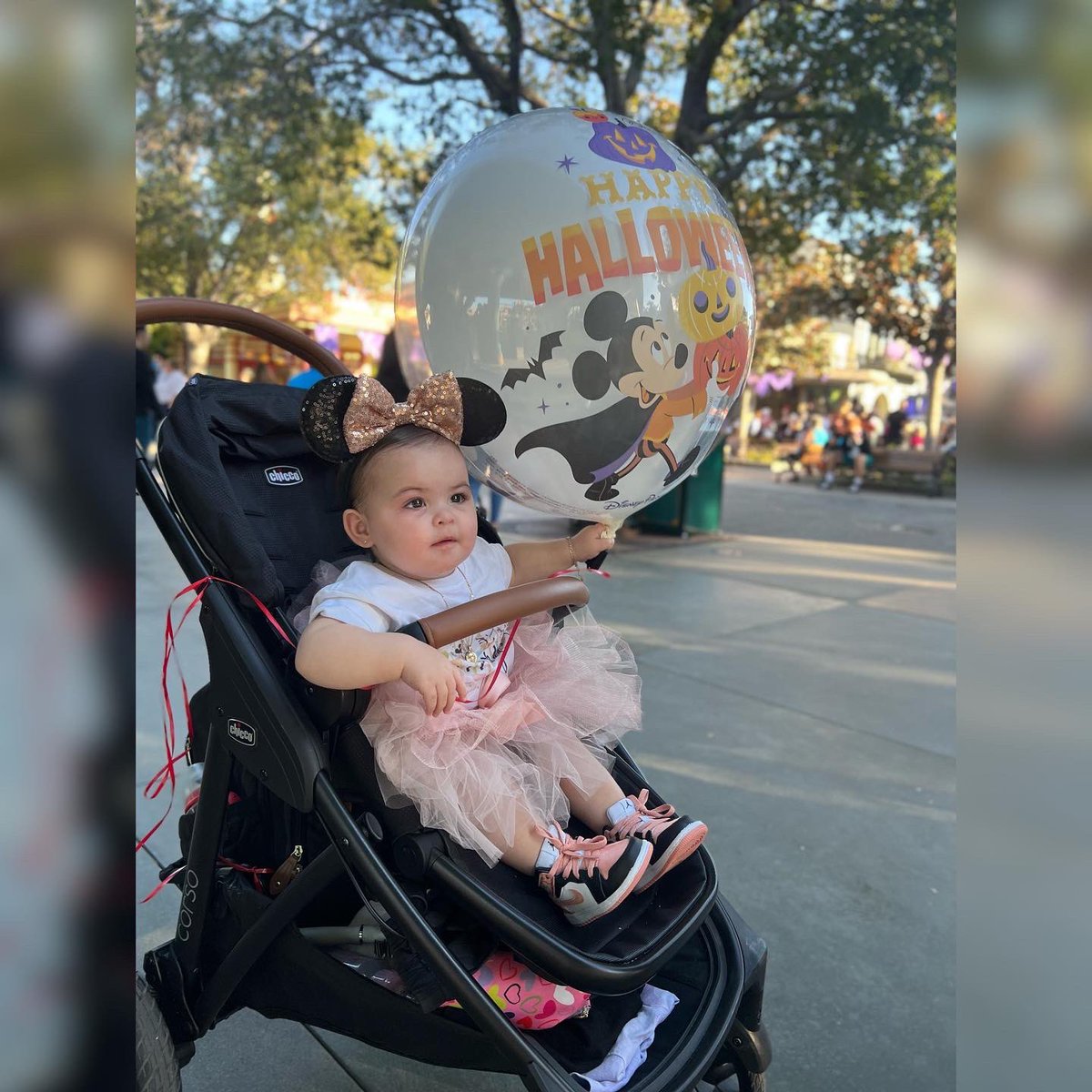 _MichaelOrtega's tweet photo. Happy 1st Birthday to my niece MilahRae <3 https://t.co/PT5jJucagf