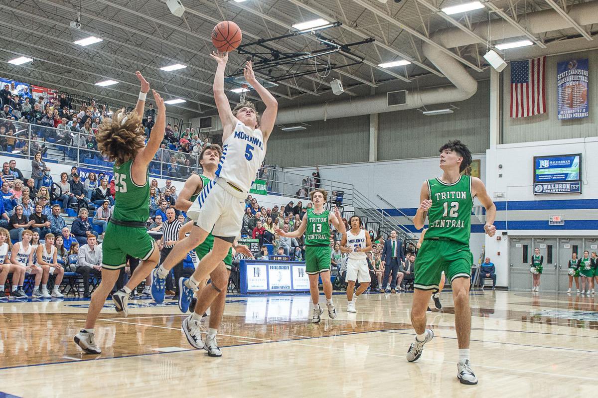 We want to welcome 2023 Waldron PG Bryce Yarling to the STR family. 

Yarling, who is gearing up for his senior season, is closing in on the 1,000-point mark. His profile will be live in the coming days. Good luck during the upcoming season, Bryce! 💪🏻

strecruiting.com
