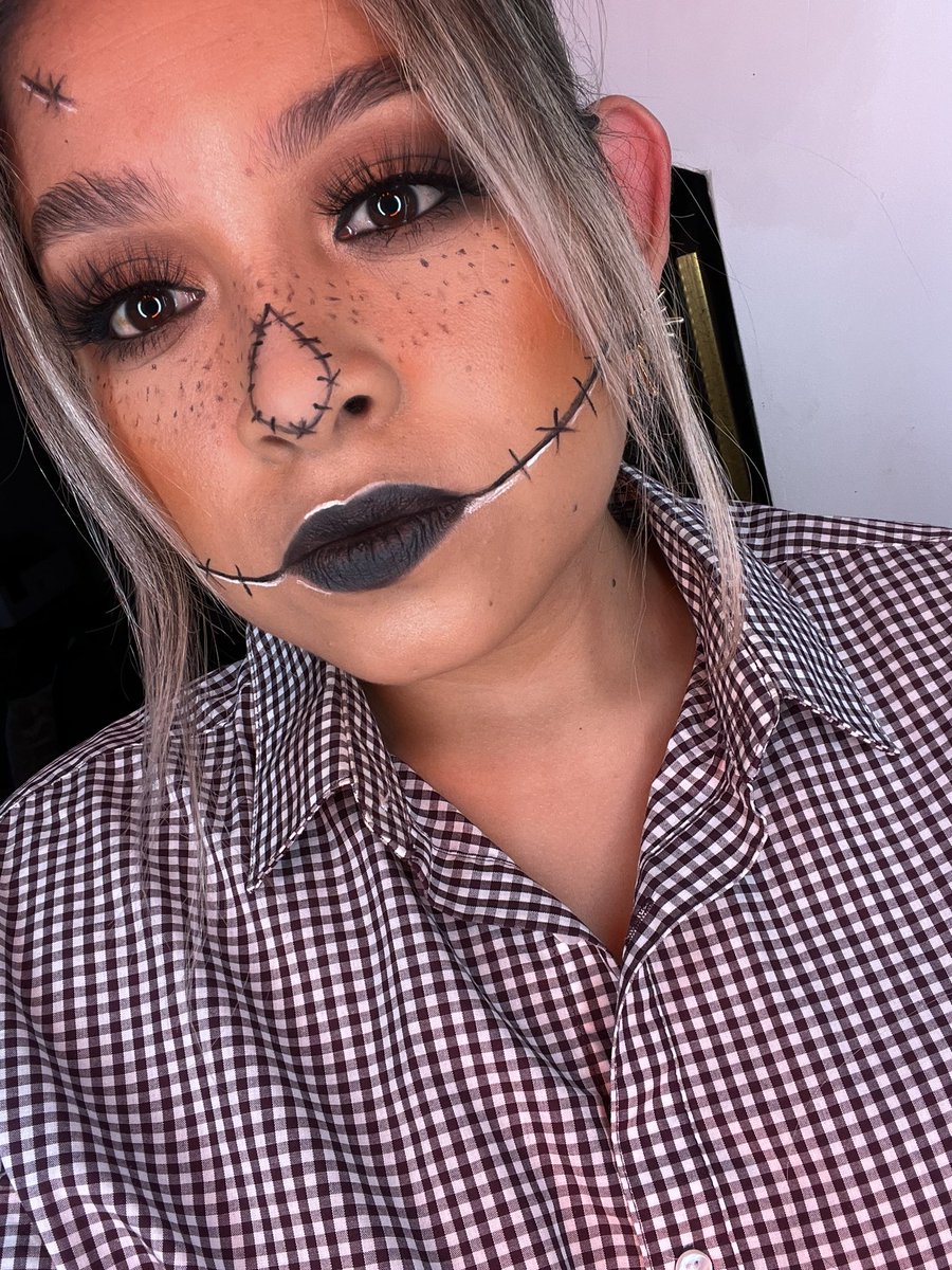 EnzyLashes's tweet photo. Un espantapájaros 🤩 
Lashes “DIVINE”
https://t.co/AGoZMQgOGZ

#beauty #Halloween #Halloweenmakeup #NewYorkCity #lashes https://t.co/6CsNuDhklY