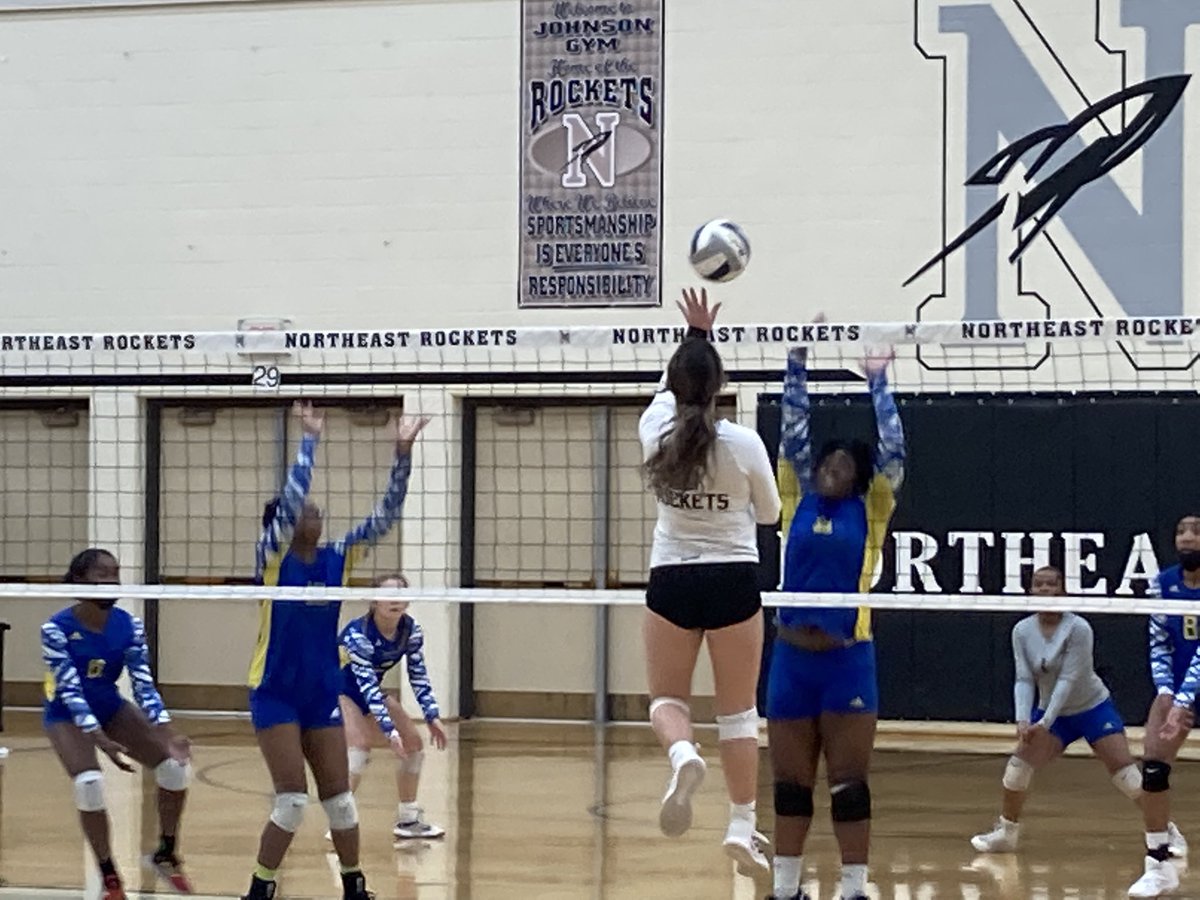 RocketAthletics's tweet photo. Northeast gets a three set win over Omaha North in District Volleyball. The Rockets will play next at Papillion LaVista at 6:00pm on Tuesday. https://t.co/2aMj6ljMOv