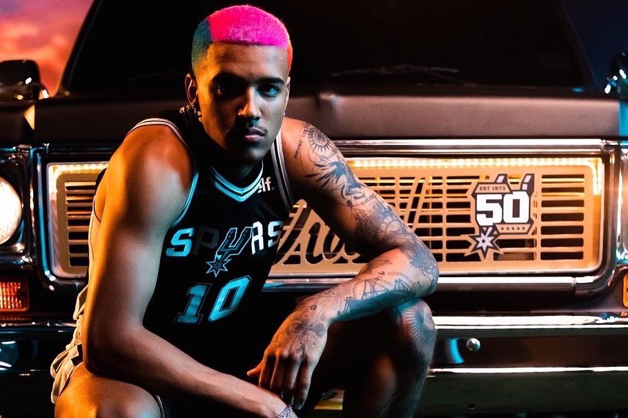 CruisinKitchens's tweet photo. 🗣Always great working with the home team! Check out the 1973 C10 we customized with @DaviesEnt_ for the @spurs 50th-anniversary season! #porvida #satown https://t.co/4mkKy9uKMf