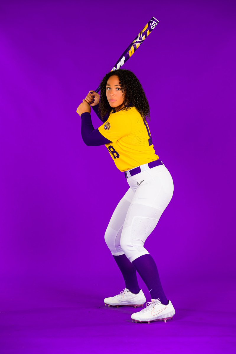 ToriE_7's tweet photo. Its almost geaux time🐯🐯 https://t.co/uSv8QM5znf