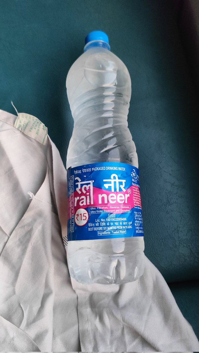 AMANAK29's tweet photo. Hii @RailMinIndia @RailwaySeva @GM_CRly @IRCTCofficial 
This stall at Balharshah Railway station is selling Rain Neer water Bottle at 20₹ and when Asking for a bill he is simply saying that leave the bottle if you can't pay 20₹.
Kindly look into this matter.
@Central_Railway https://t.co/GwiACKf1Uy