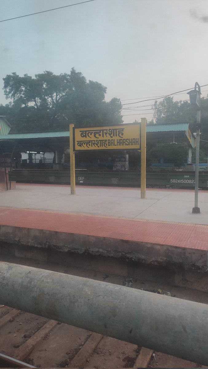AMANAK29's tweet photo. Hii @RailMinIndia @RailwaySeva @GM_CRly @IRCTCofficial 
This stall at Balharshah Railway station is selling Rain Neer water Bottle at 20₹ and when Asking for a bill he is simply saying that leave the bottle if you can't pay 20₹.
Kindly look into this matter.
@Central_Railway https://t.co/GwiACKf1Uy