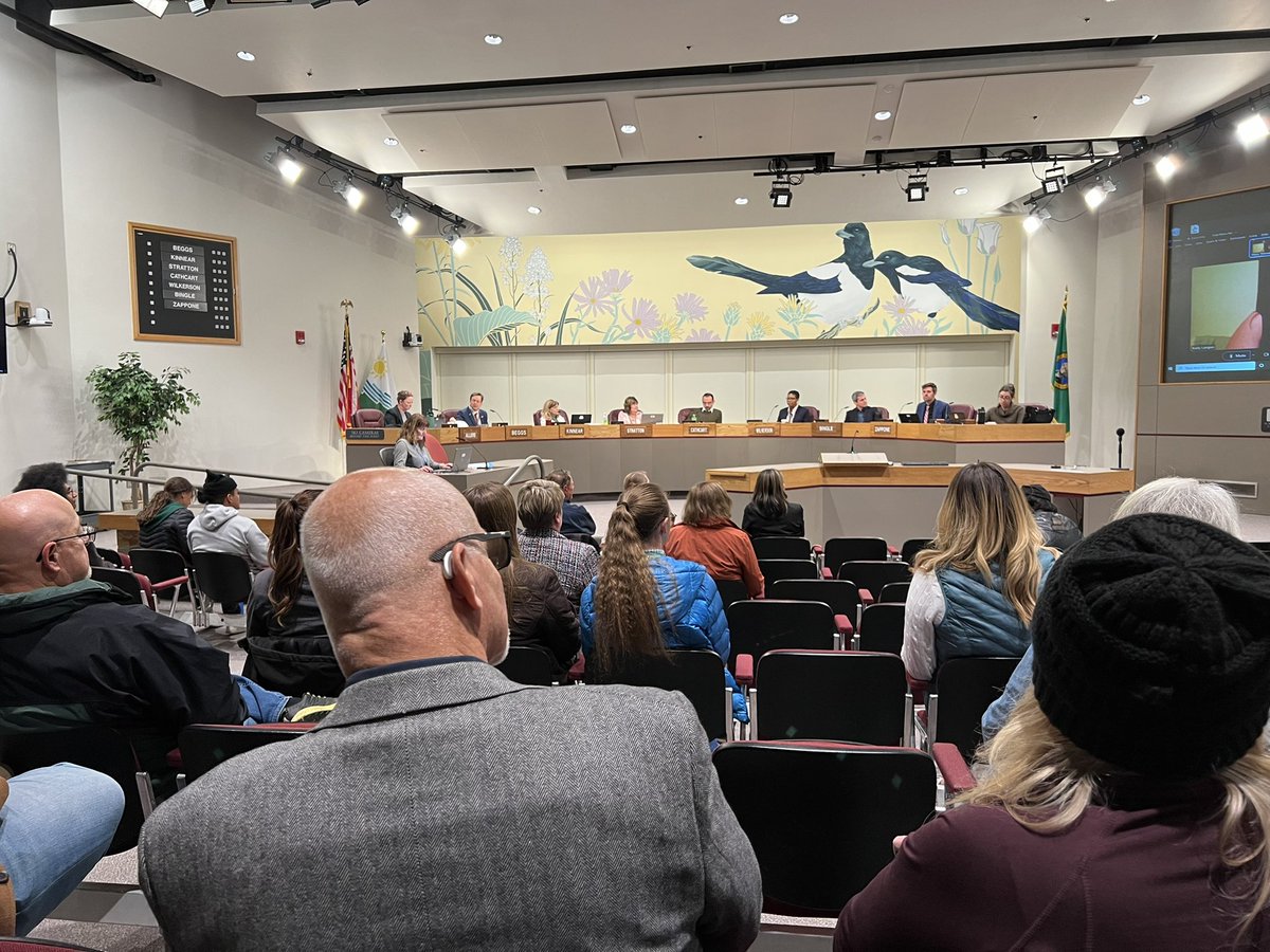 Full house tonight #SpokaneCityCouncil At issue - Redistricting to allow or turn away Gerrymandering