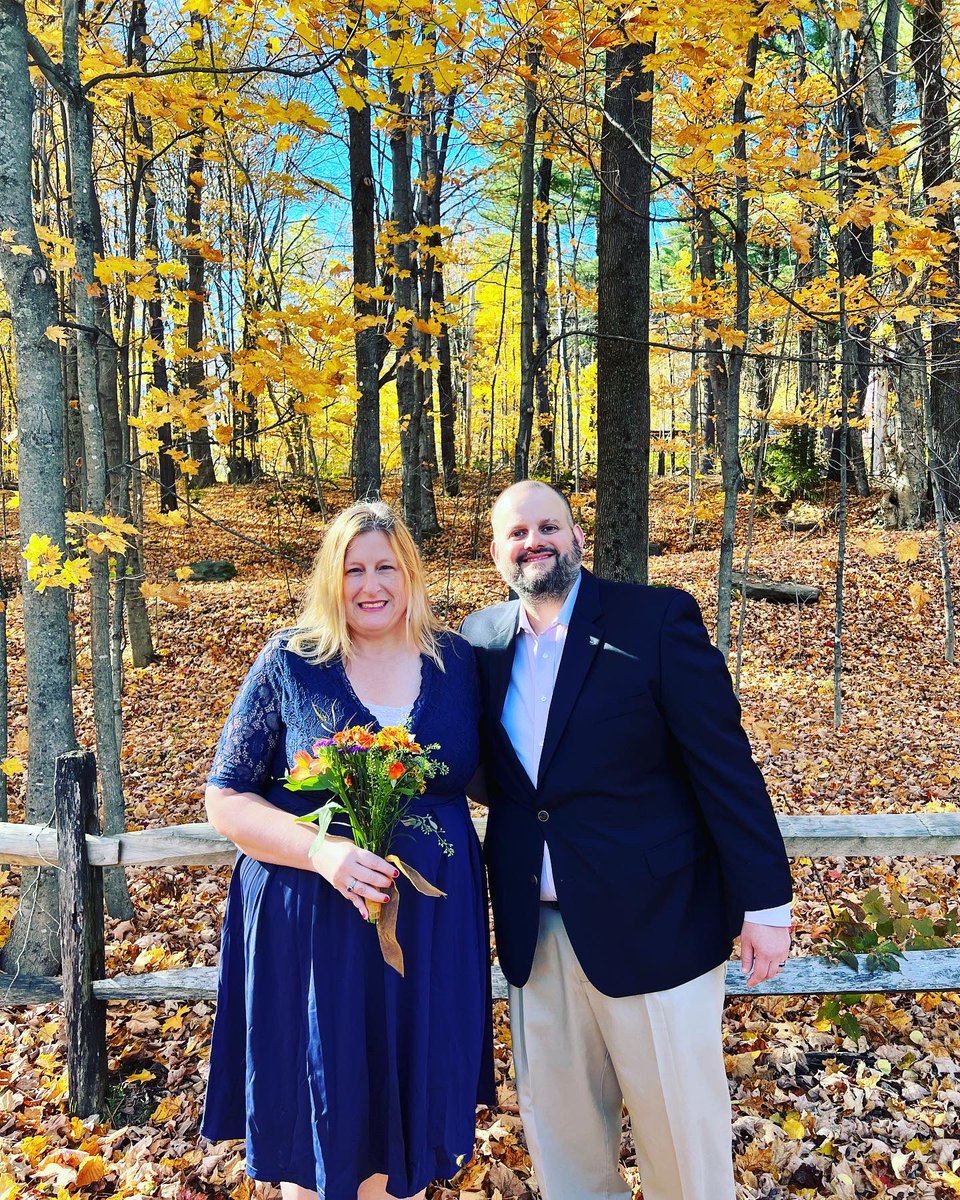 LMarenda's tweet photo. Had a lovely weekend being the matron of honor at my cousins wedding this weekend in VT. Also stopped to see some sights. @vermontgov @vermonthistory #WarrenVt https://t.co/tkFvf0xsjT