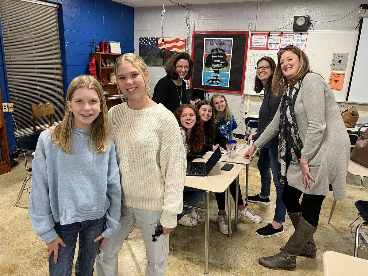 MediaRms's tweet photo. Great turnout for 1st Reading Raiders of the year! Start reading City Spies by James Ponti now &amp; come to the Dec. reading party - Don’t miss the reading fun! #RaidersRead #WeAreRugby https://t.co/SgKncCdJO2